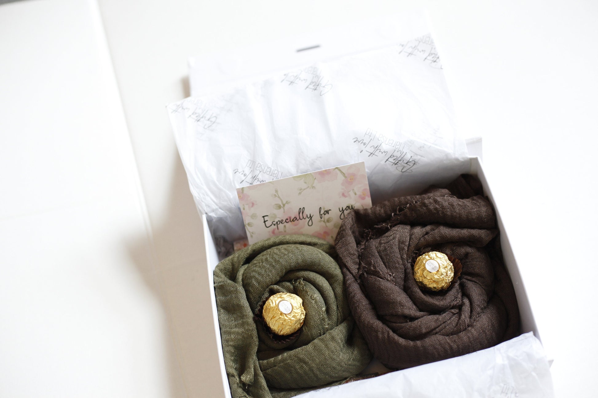 Elegant Eid Gift Set Bath Salts, Card, Message, Celebrate Eid in Style Crinkle Hijab and Handmade Bath Salts ,Gift Box Green Brown hijab