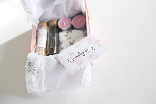 Test Tube Bath Salts, Rose SPA GIFT SET, Luxury Bath Bombs, Himalayan Epsom Salt Mix & Heart Shaped Bath Bomb Small Eid Gift Box For Women